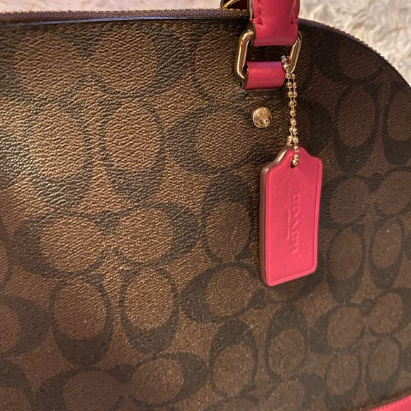 Coach Handbag With Strap - Picture 6 of 11